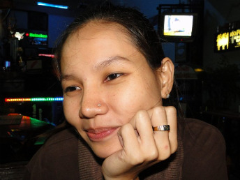 picture of Thai girl with 22k gold nose piercing